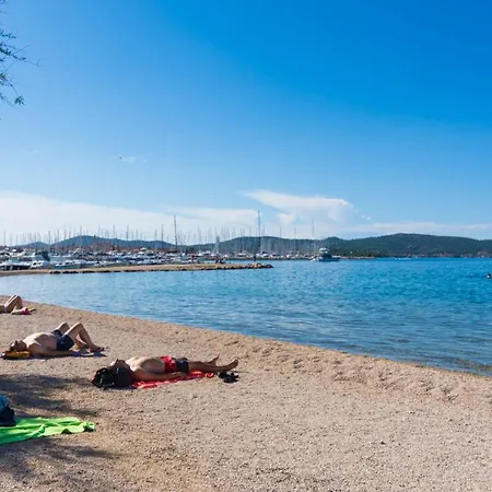 Ina Biograd Na Moru