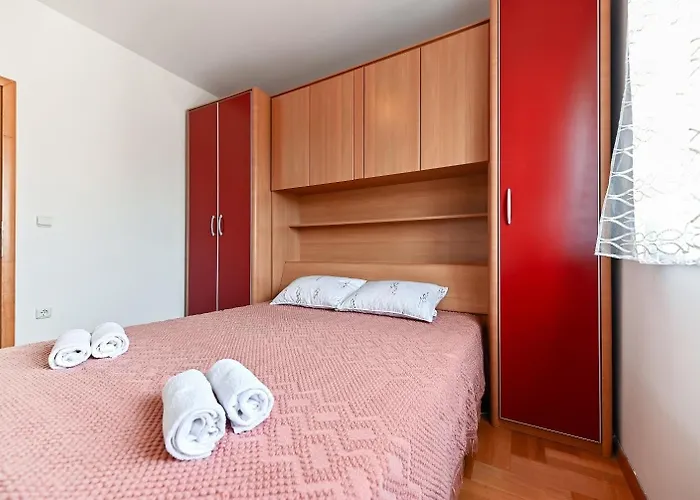 Апартаменты Ina *